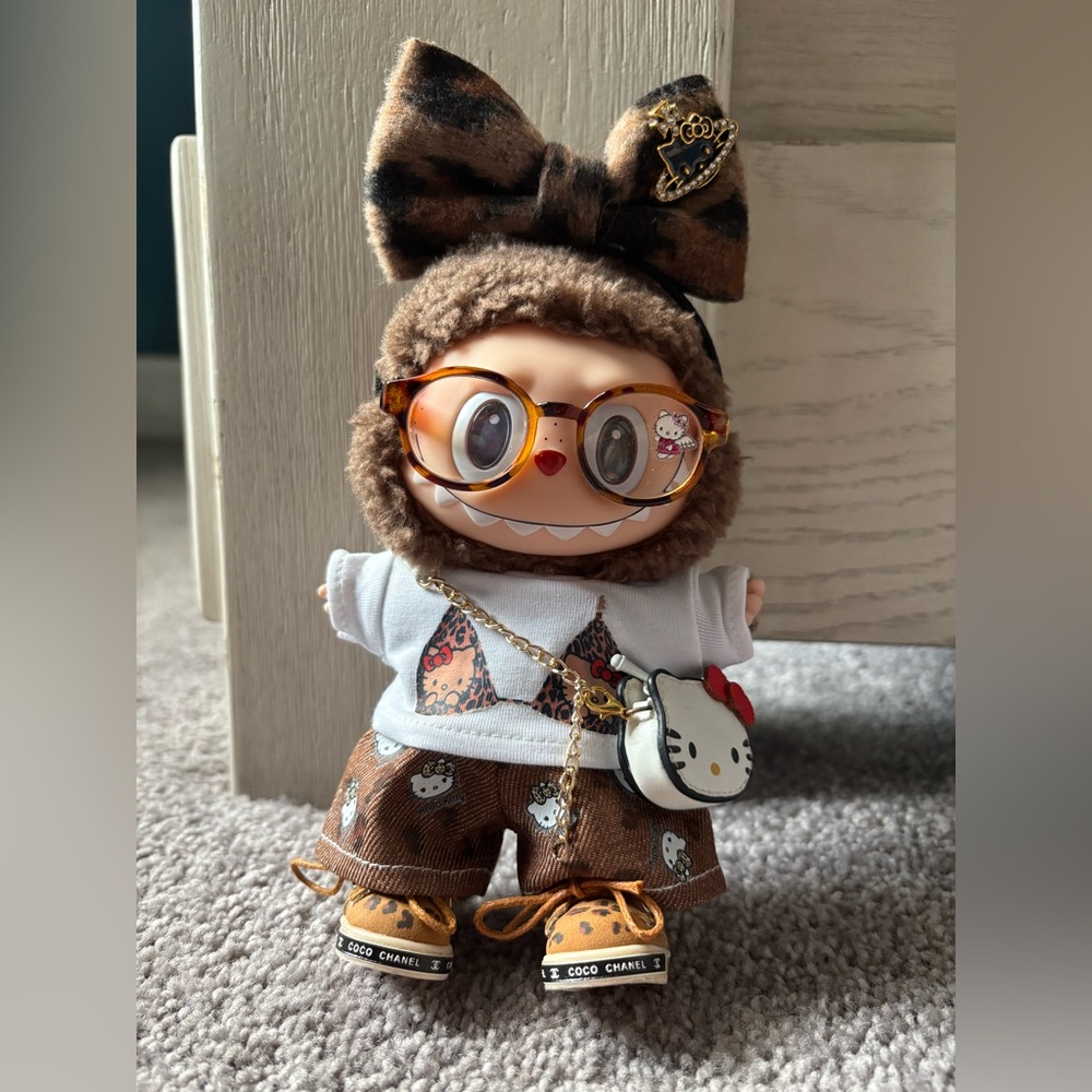 Brown kitty outfit for labubu